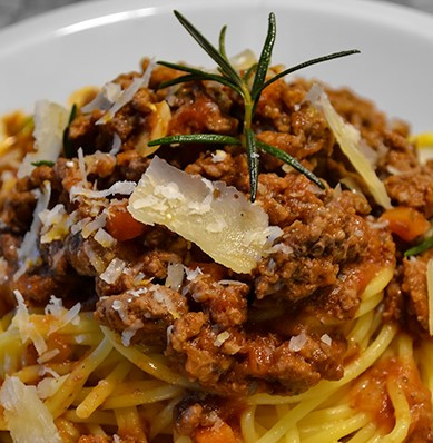 photo de la recette SPAGHETTIS À LA BOLOGNAISE